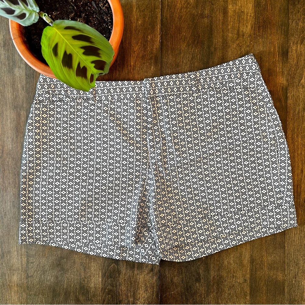[EUC] Catherine Malandrino | Women’s Shorts | Size 16 | Black & White Pattern